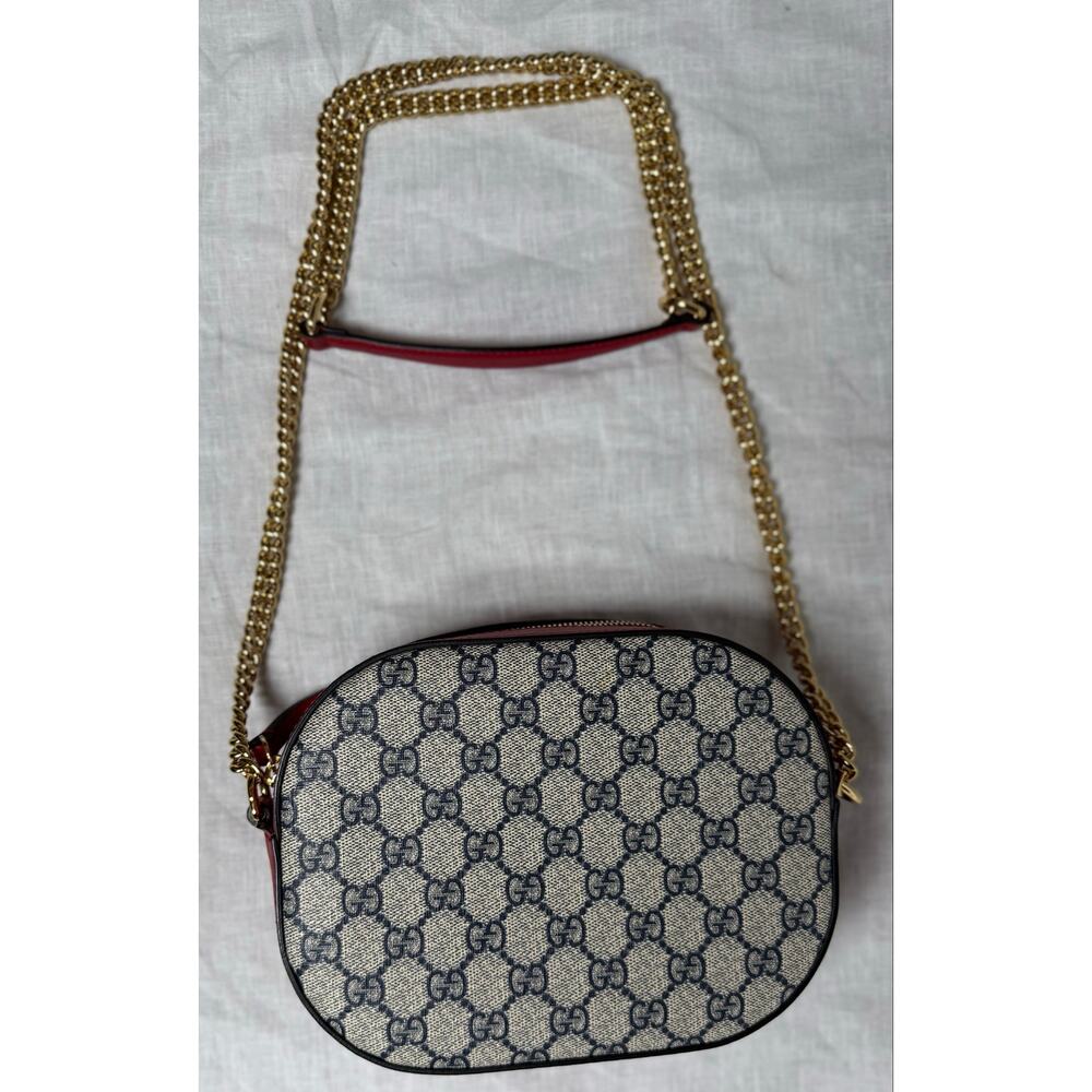 Gucci GG Supreme Mini Chain Crossbody Camera Bag - Hibiscus Red, Beige & Navy - Picture 5 of 15